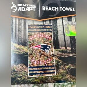 REALTREE NFL New England Patriots Camouflage Beach Towel NEW Outdoors Hunting‎